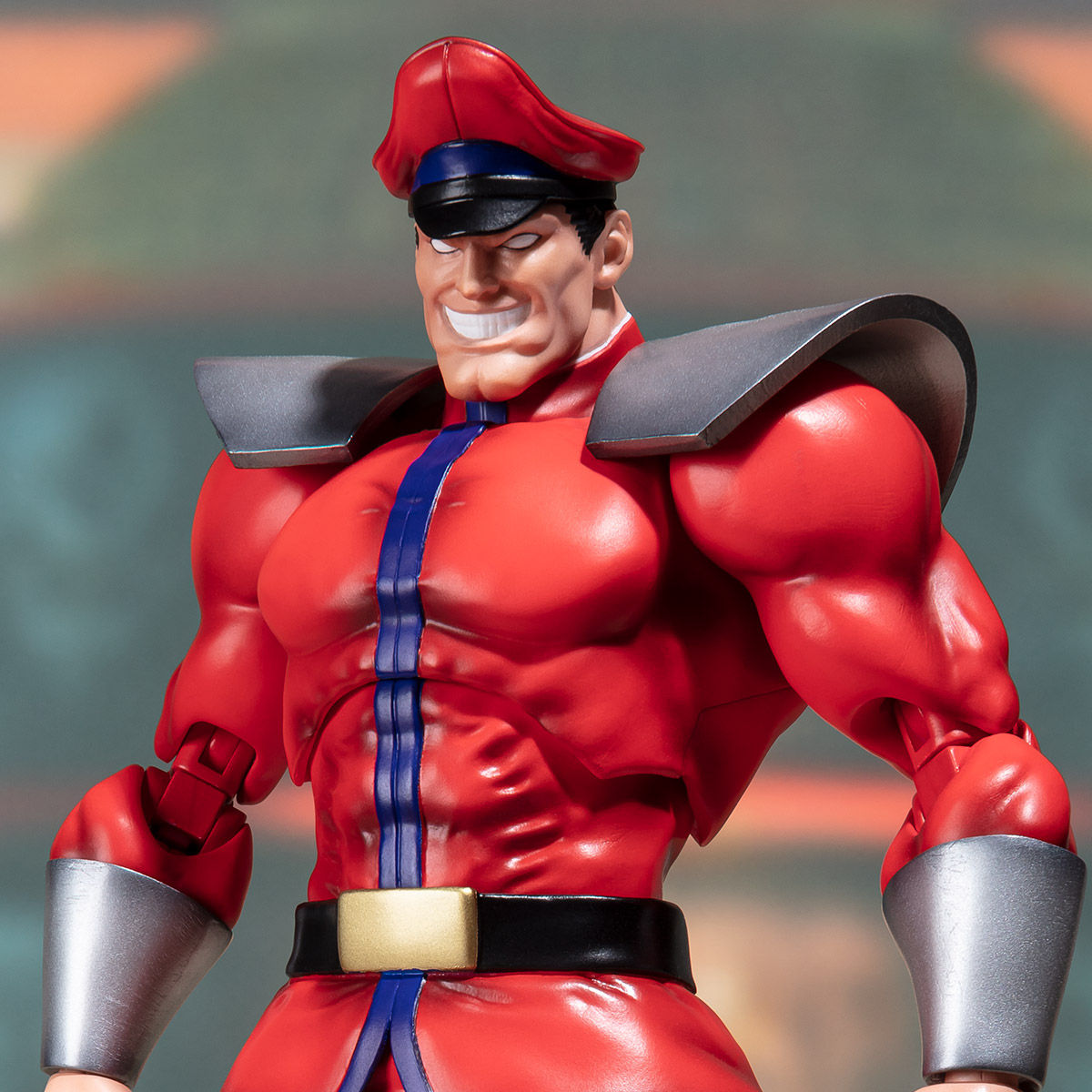 Street Fighter V - S.H. Figuarts Classic Costume M. Bison! 