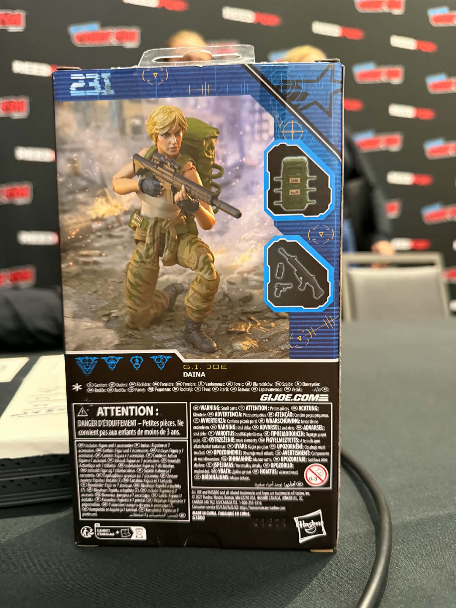 Oktober Guard Daina Classified Series 2027 rear packaging showing Daina in battlefield artwork